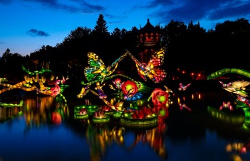 Les Jardins de lumière 2024 à Montréal du 30 août au 31 octobre au Jardin botanique