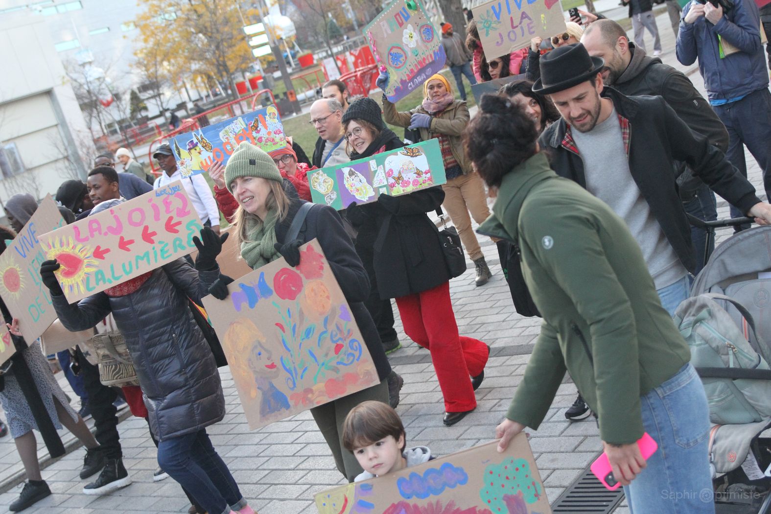 Propager la joie dans les quartiers de Montréal